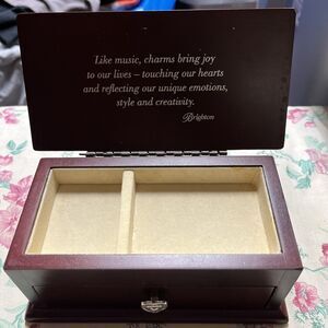 Brighton "It's a Keeper" Small Mahogany Wood Jewelry Box /Charm Keeper 7 x 4 x 3